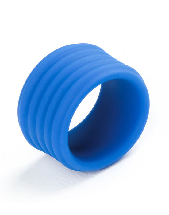 LoveToy - Pinnacle Pro - Deep Rib Grip Cockring - Blauw-Erotiekvoordeel.nl