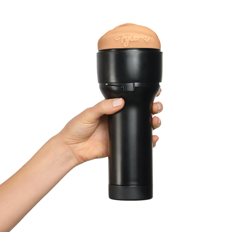 Kiiroo - FeelStar Stroker - Masturbatore - Tyler Wisby - Erotiekvoordeel.nl