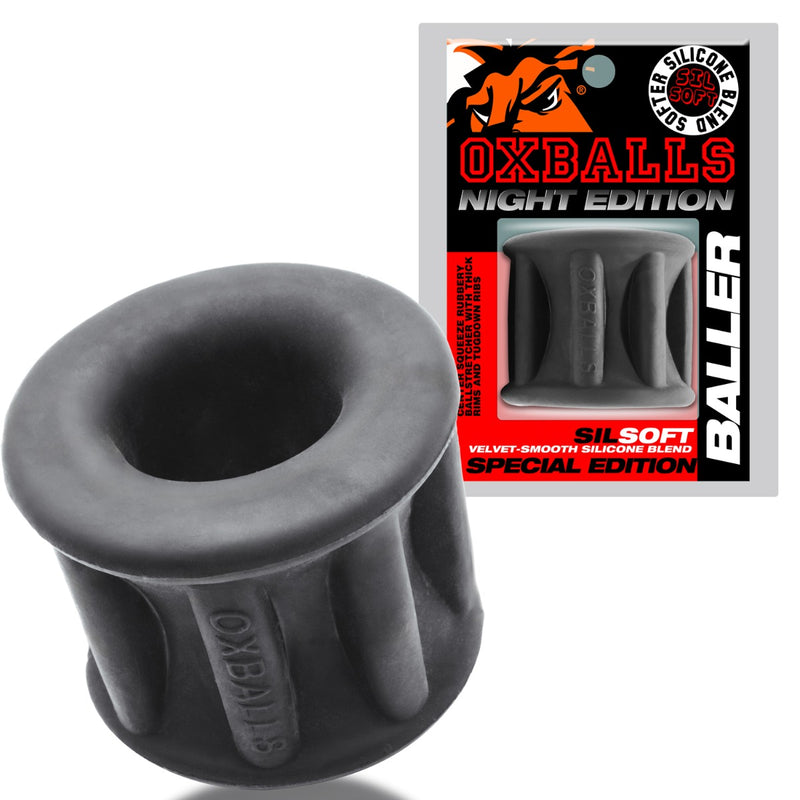Sport Fucker - Baller - Cockring en Ballstretcher - Night Edition - Siliconen/TPR - Zwart-Erotiekvoordeel.nl