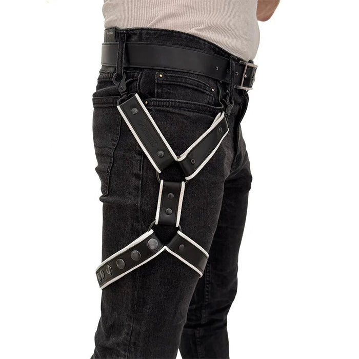 Brutus - Lederen Beenharnas - Verstelbaar- Zwart/Wit-Erotiekvoordeel.nl