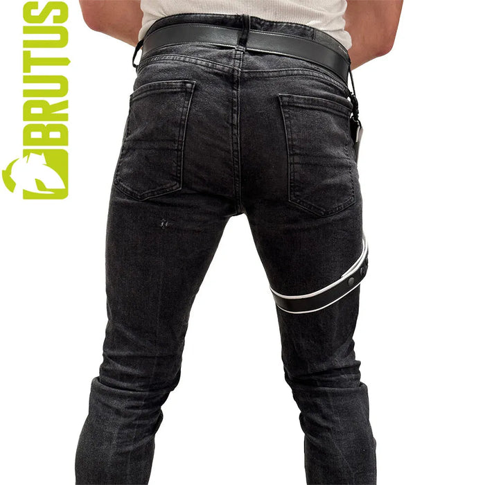 Brutus - Lederen Beenharnas - Verstelbaar- Zwart/Wit-Erotiekvoordeel.nl