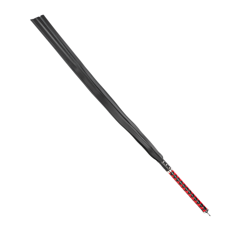 RISE - Lange Flogger met Zachte Strengen - Zwart/Rood-Erotiekvoordeel.nl