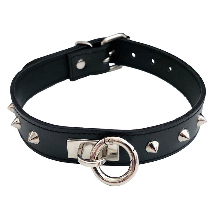Rouge - Smalle Lederen Collar met Studs en Verwijderbare O-Ring - Zwart-Erotiekvoordeel.nl