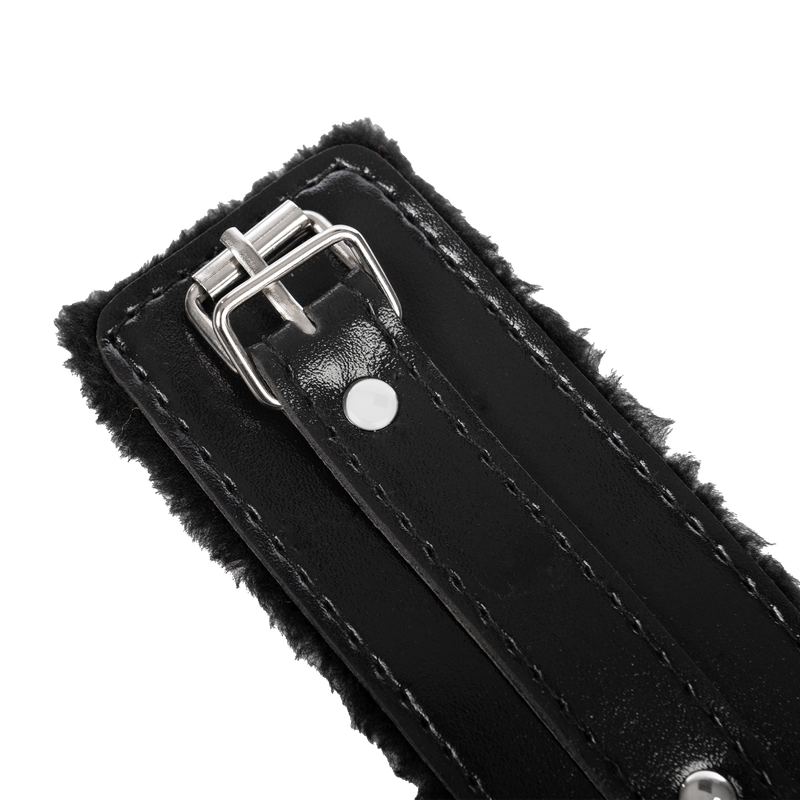 TieMeUp - Boeien imitatieleder - Zachte bontvoering - Zwart-Erotiekvoordeel.nl