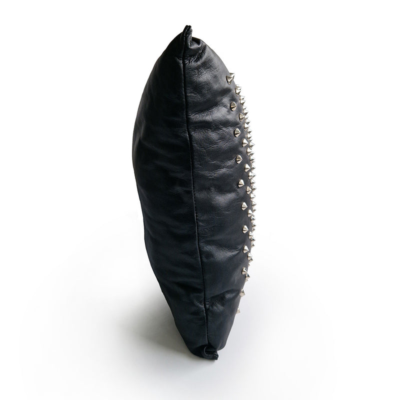 Black Label - BDSM Nightmare - Lederen Kussen met Metalen Spikes-Erotiekvoordeel.nl