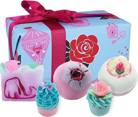 Bomb Cosmetics - Love Potion Gift Pack - mit Badezusätzen, Seife und Pflegeprodukten! - Erotiekvoordeel.nl