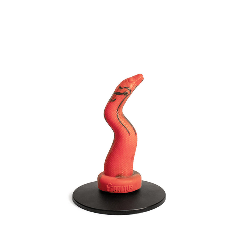 Brutus Nightmare - Asssss Sneek - Gode anal extra long avec système Vac-U-Lock - Rouge/Noir - Erotiekvoordeel.nl