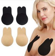 Bunny Plak BH - Strapless Lift Effect - Zelfklevende Borst Lift Beha - Onzichtbaar & Herbruikbaar - Zwart & Huidskleur - 2 paar - maat S/M-Erotiekvoordeel.nl