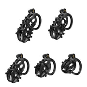 Cellmate - FlexiSpike - Kuisheidskooi - Peniskooi - Met Roze of Zwarte Spikes - Maat 2-Erotiekvoordeel.nl