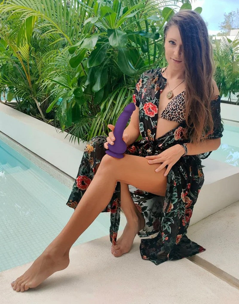 G-Vibe - G-Real2 - Vibrerende Dildo Met Zuignap - Paars-Erotiekvoordeel.nl