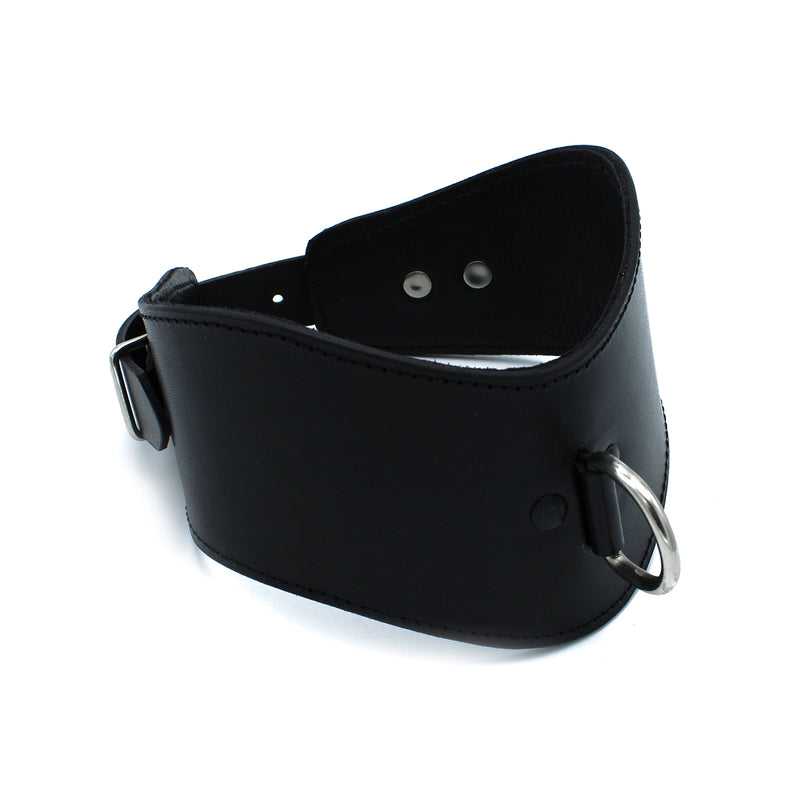Kiotos - Contoured Black Leather Posture Collar with D-Ring - Erotiekvoordeel.nl