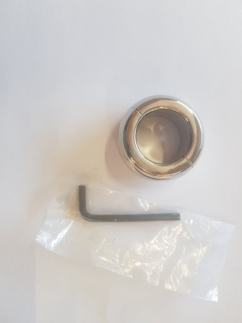 Mister B - Ballstretcher Oval - 420 Gramm - 30 mm hoch - Ø 35 mm Innendurchmesser - Erotiekvoordeel.nl