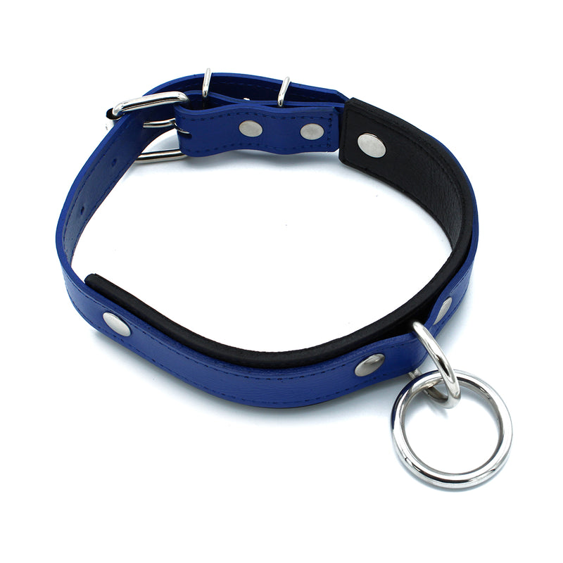 Kiotos - Collier en cuir noir/bleu avec grand anneau - Erotiekvoordeel.nl