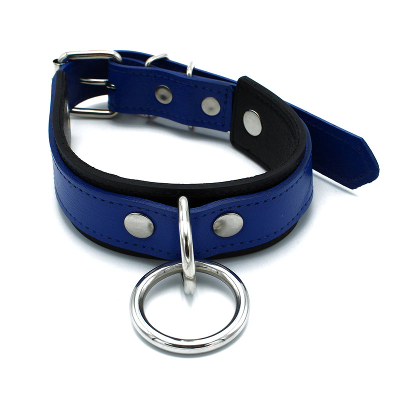 Kiotos - Collier en cuir noir/bleu avec grand anneau - Erotiekvoordeel.nl