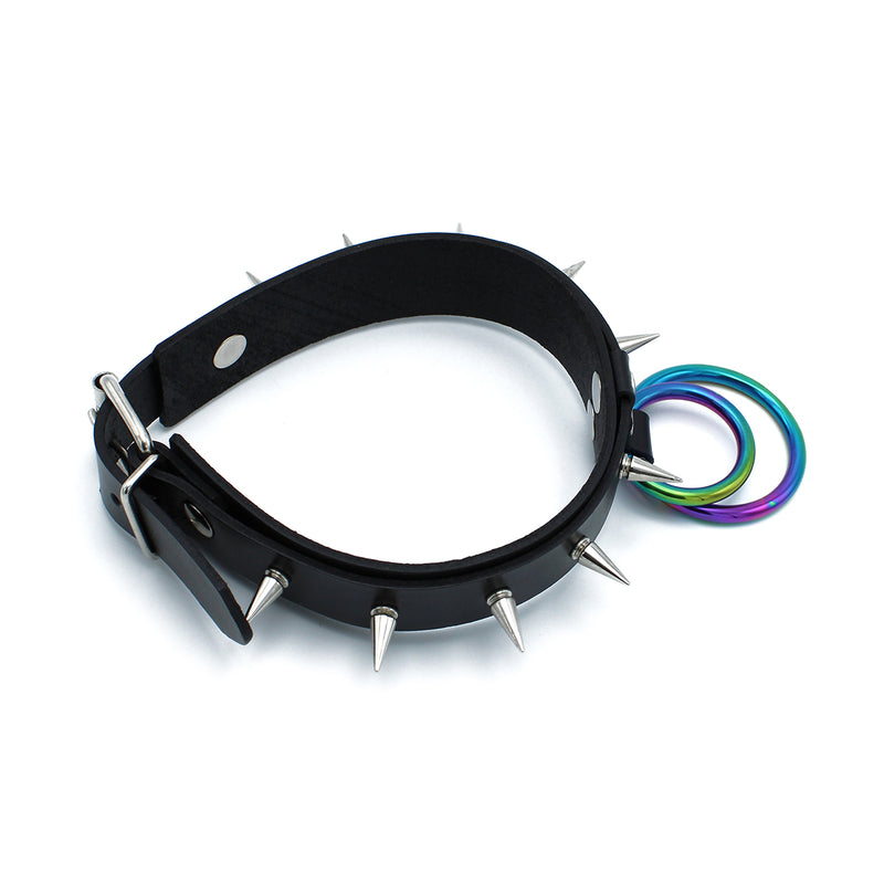 Kiotos - Collier à pointes en cuir noir avec double anneau arc-en-ciel - Erotiekvoordeel.nl
