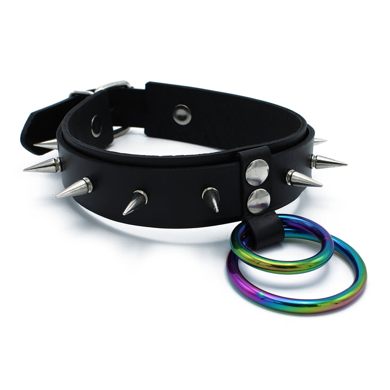 Kiotos - Collier à pointes en cuir noir avec double anneau arc-en-ciel - Erotiekvoordeel.nl