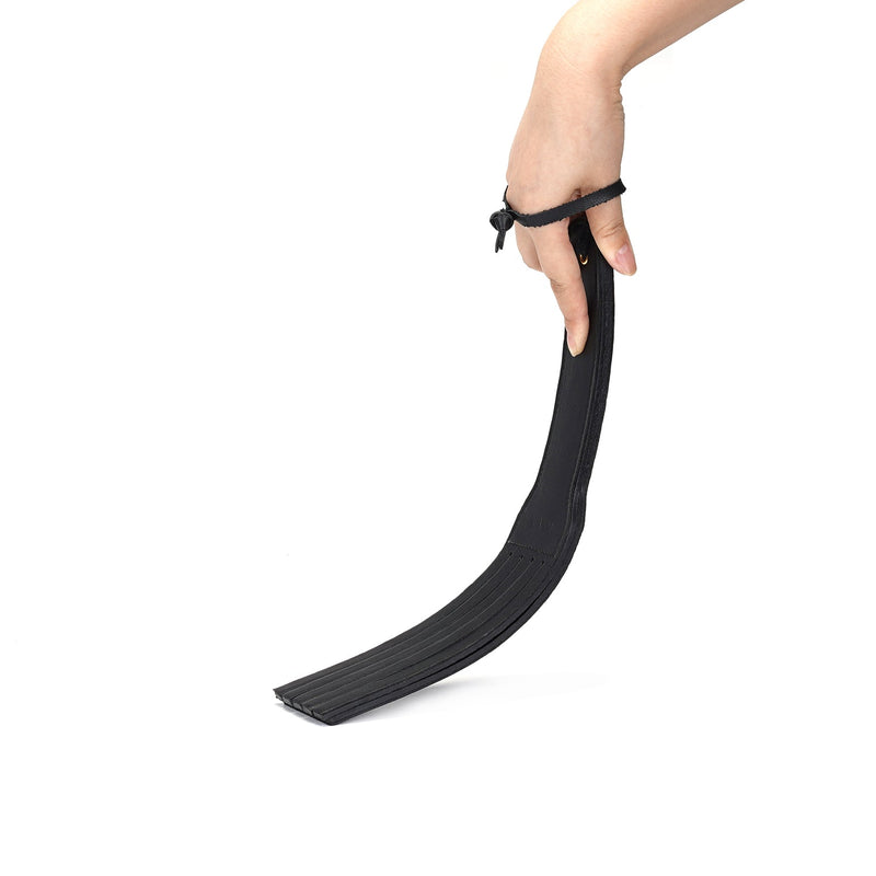 Liebe Seele - Dark Secret Exclusive Leather Punishment Belt - Double Paddle - Black - Erotiekvoordeel.nl