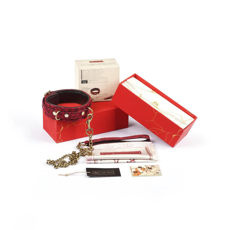 Liebe Seele - Kinbaku Ukiyoe - Lamslederen Collar met Leash - Rood met Zwarte Rozen Print - Iets Héél Bijzonders! - Import uit Japan-Erotiekvoordeel.nl