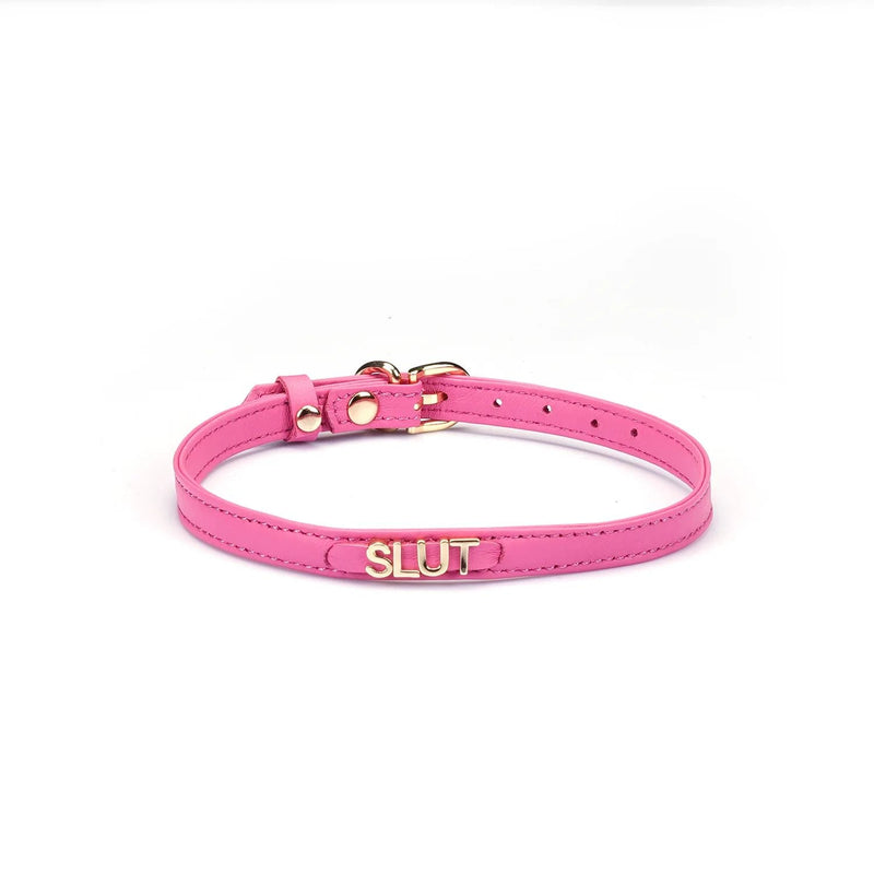 Liebe Seele - Smalle Choker Met Gouden Letters - Slut - Italiaans Kwaliteitsleder - Fel Roze-Erotiekvoordeel.nl