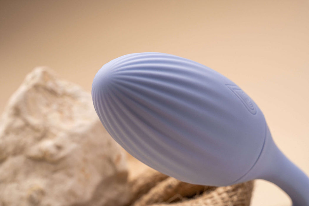 NIYA 1 - Vibrerende Kegel Massager - Vibrerend Eitje - met Afstandsbediening - Lichtblauw-Erotiekvoordeel.nl