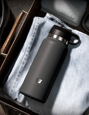 Pipedream - PDX Plus Fuck Flask Secret Delight Discreet Stroker - Masturbateur vaginal en forme de bouteille d'eau - Bruin-Erotiekvoordeel.nl