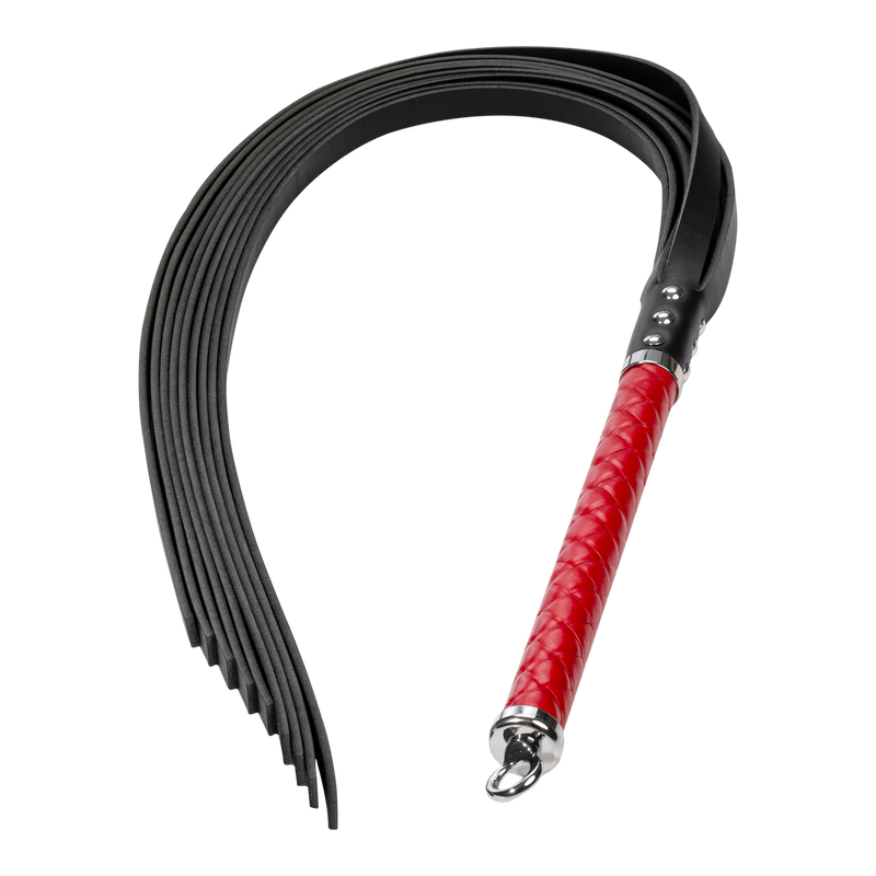 RISE - Lange Flogger met Harde Strengen – Rood-Erotiekvoordeel.nl