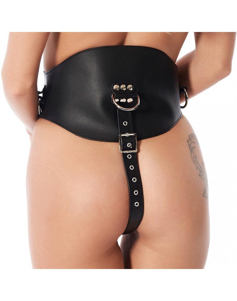 Rimba Taillecorset met Riemen, Ring en Dildo - Tuigleer-Erotiekvoordeel.nl
