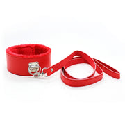Smart Moves - Collier doublé de fourrure avec laisse - Rouge-Erotiekvoordeel.nl