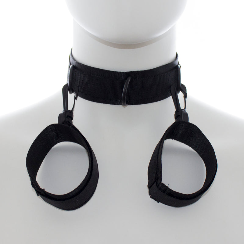 Smart Moves - Collier avec combinaison de menottes - Noir-Erotiekvoordeel.nl
