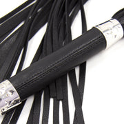 Smart Moves - Flogger - Smooth Handle - 50 cm - Black/Silver-Erotiekvoordeel.nl