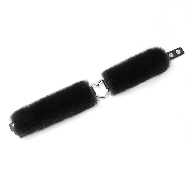 Smart Moves - Love Collar - Faux Fur - Heart-Shaped Ring - Black-Erotiekvoordeel.nl