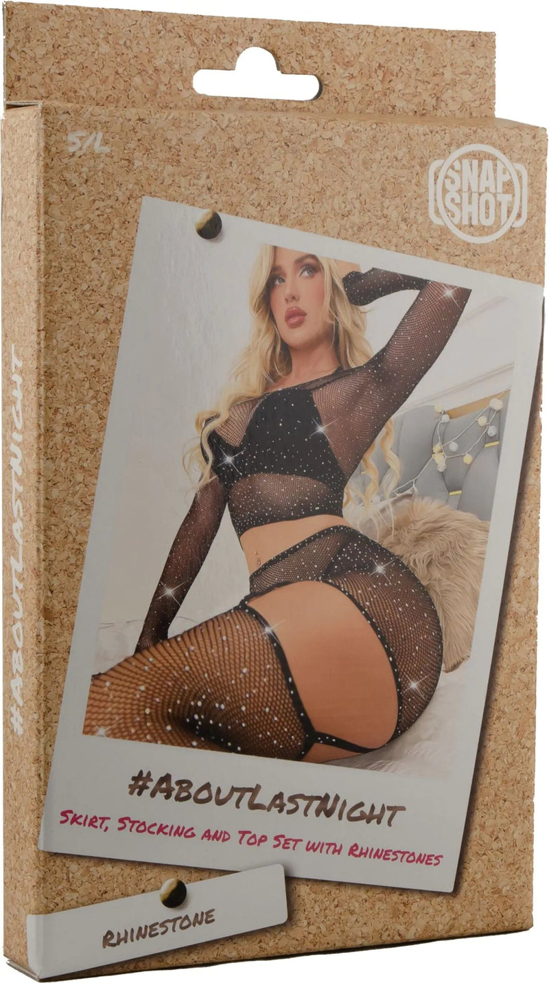 Snapshot - #aboutlastnight - Visnet Rokje, Kousen en Top Set met Strass steentjes - One Size - Zwart-Erotiekvoordeel.nl