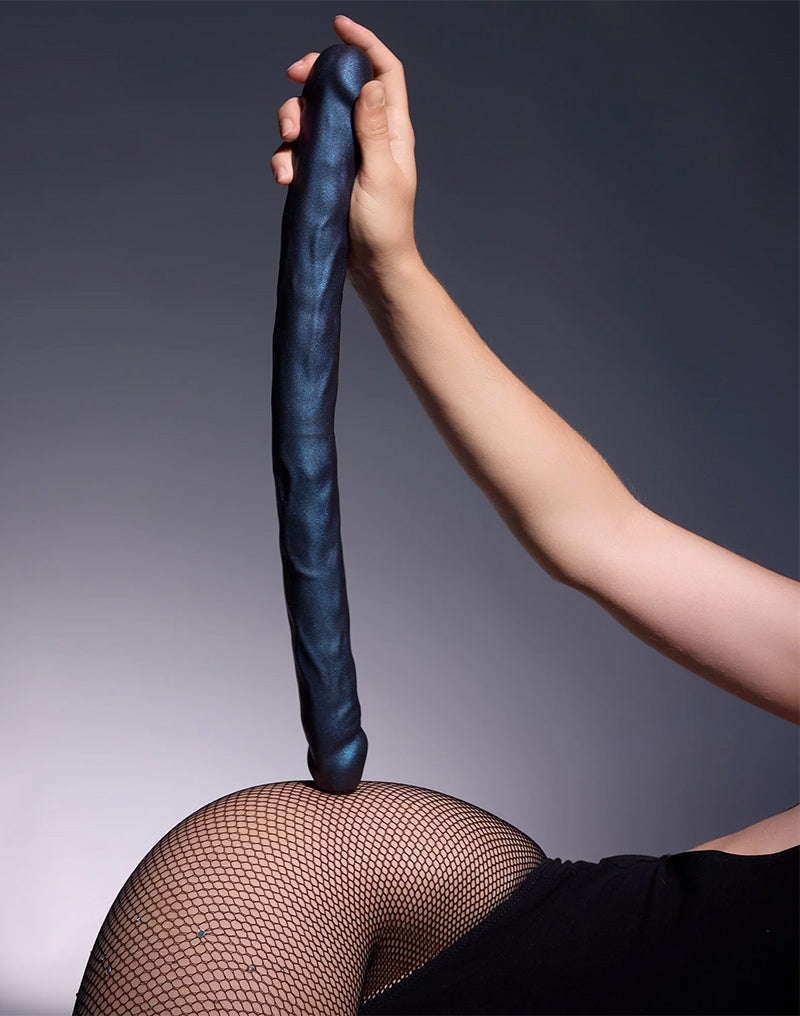 Strap-On-Me - Realistic Double Dildo - Metallic Purple - Erotiekvoordeel.nl