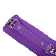 TieMeUp - Esposas de imitación de cuero - Suave forro de piel - Morado-Erotiekvoordeel.nl