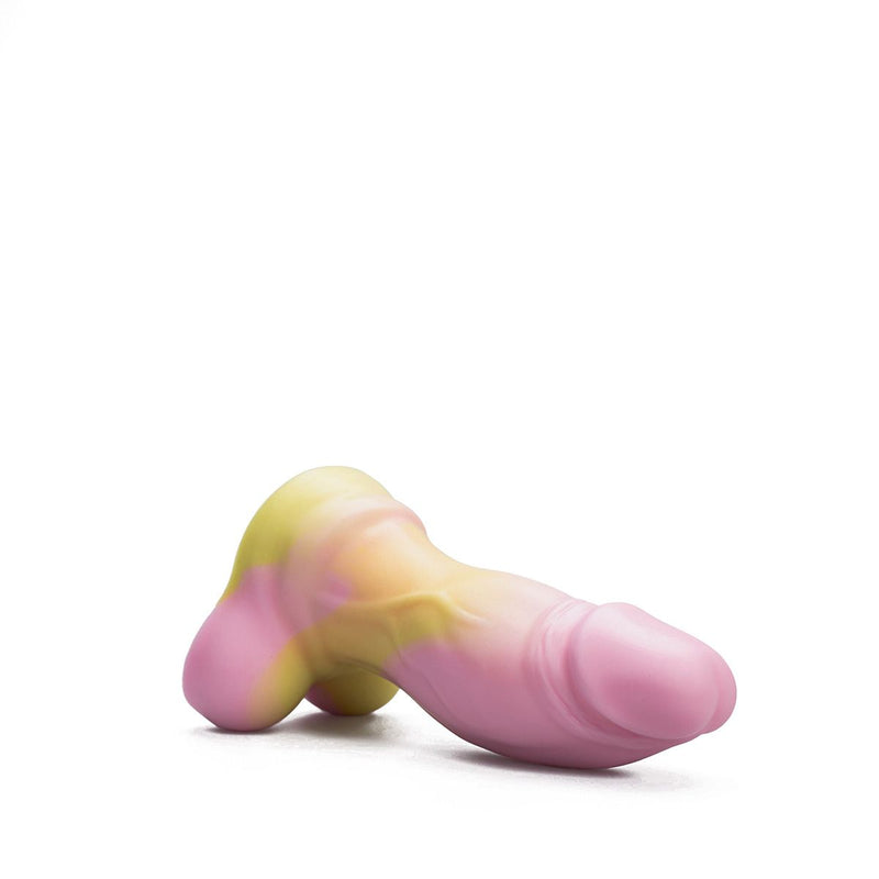Kiotos Revolt - Dildo Fantasie - Pink Smash - Nr. 08 - Medium - 18,5 x 5,5 cm-Erotiekvoordeel.nl
