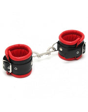 Rimba - Handboeien Luxe Gevoerd Leer - Zwart/Rood-Erotiekvoordeel.nl