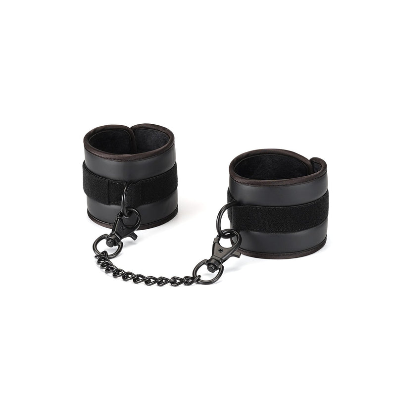 Liebe Seele - Vegan Fetish - Luxe Vegan Handboeien Met Zwart Metalen Hardware-Erotiekvoordeel.nl