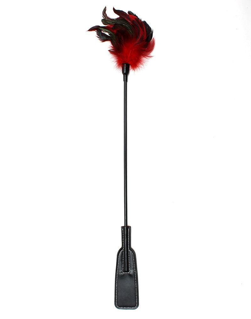 Rimba Bondage Play - Fusta de montar y cosquilleador de plumas - Juguete 2 en 1 - Rojo/Negro-Erotiekvoordeel.nl