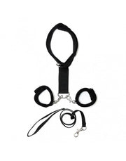 Rimba - Soft Bondage Collar with Handcuffs and Leash - Black-Erotiekvoordeel.nl